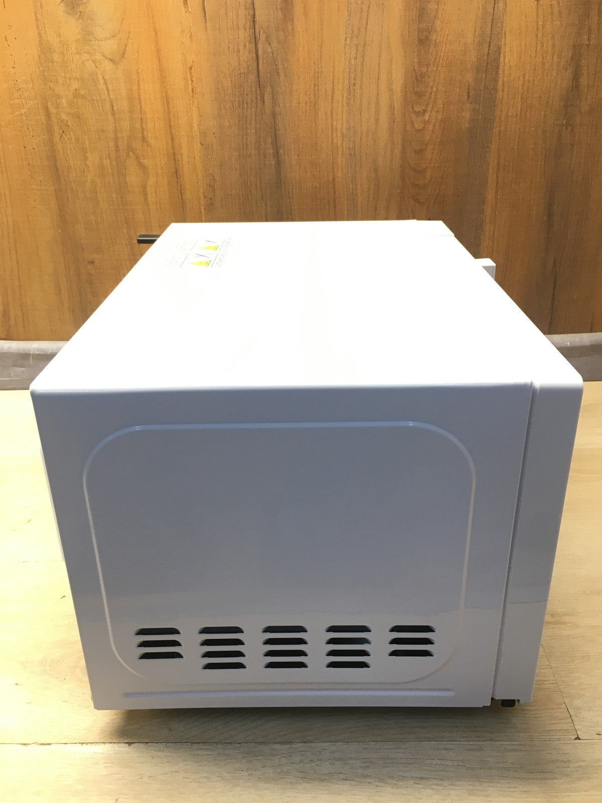 Comfee CMSN 20 wh Mikrowelle, 20L, 700W, I36364