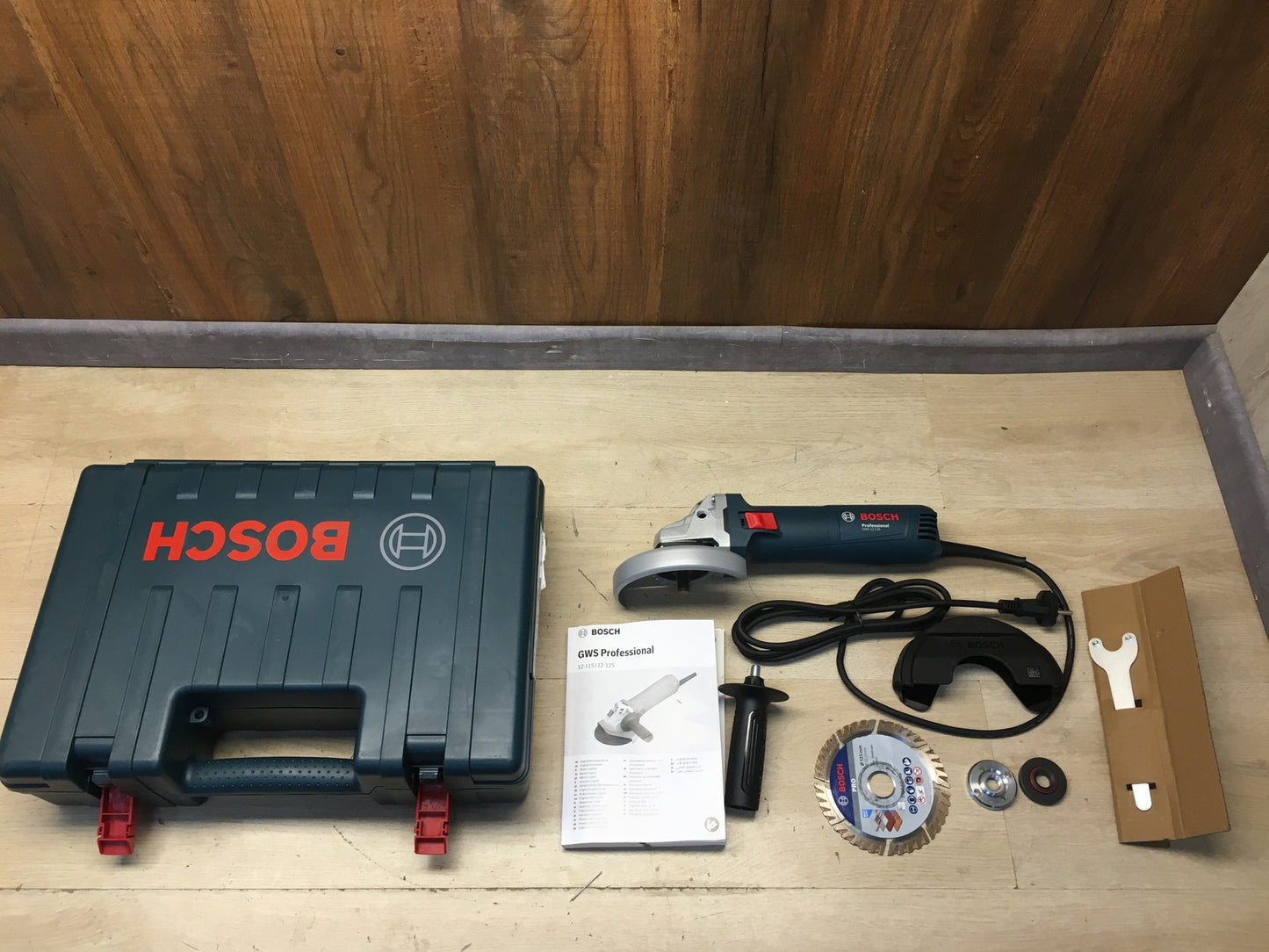 Bosch Professional Winkelschleifer GWS 12-125, Ø 125mm, 1200W, I38436