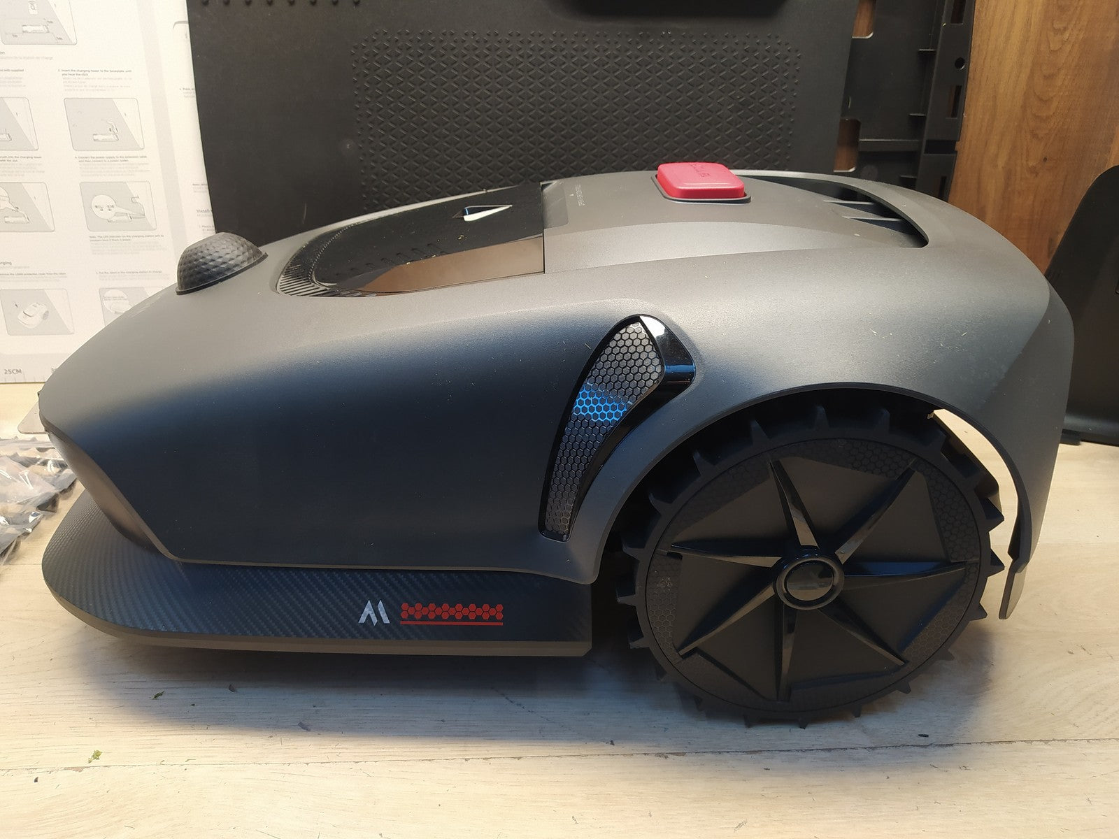 Dreame Mova 600 Mähroboter MLLM1110, für Rasenfläche bis 600 m², I37854