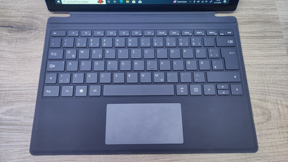 Microsoft Surface Pro 5 Windows Tablet 2736x1824 i5-7300U 8GB 256GB LTE M1807
