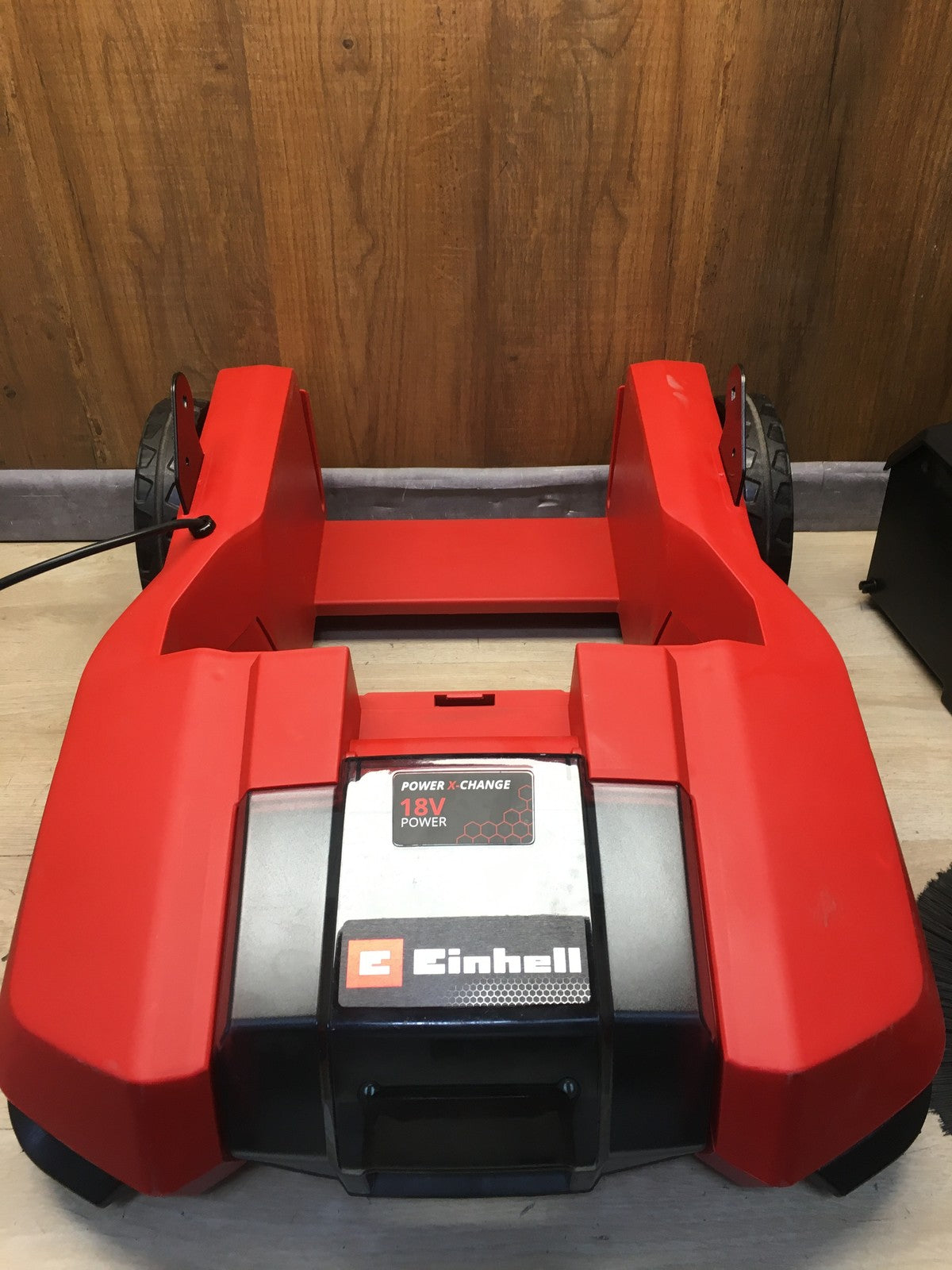 Einhell TE-SW 18/610 Li Akku-Kehrmaschine SOLO Arbeitsbr. 61cm (2352040), I37397