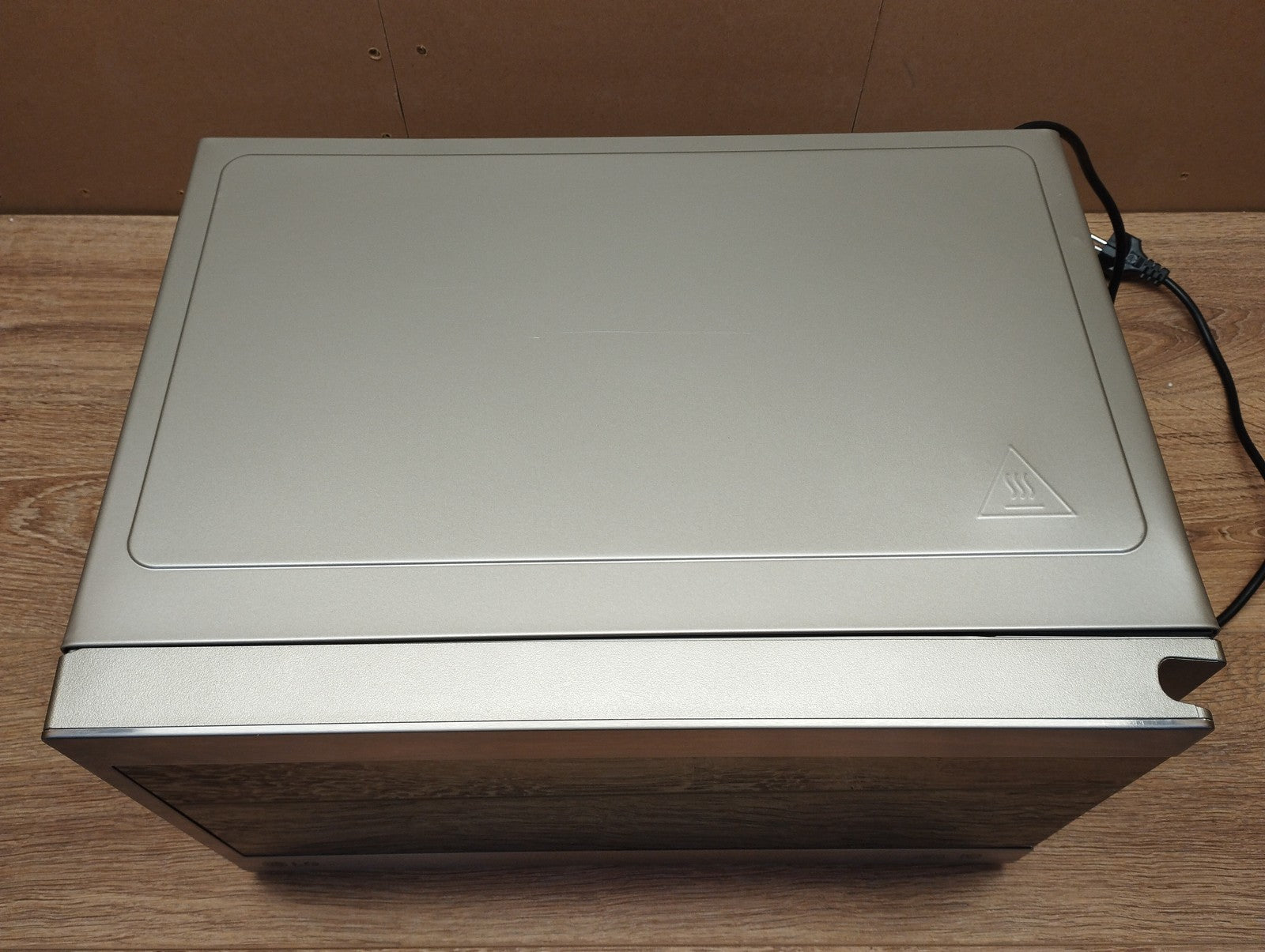 LG MS2595CIS Mikrowelle, (25 Liter, 1000 W, I39409