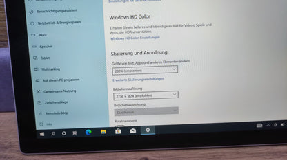 Microsoft Surface Pro 5 Tablet 12.3" 2736x1824 Intel m3-7Y30 4GB 128GB GLASBRUCH