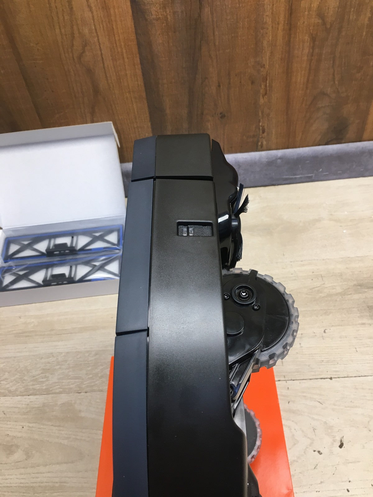 Neato Robotics D8 Intelligenter Staubsaugerroboter, I39442