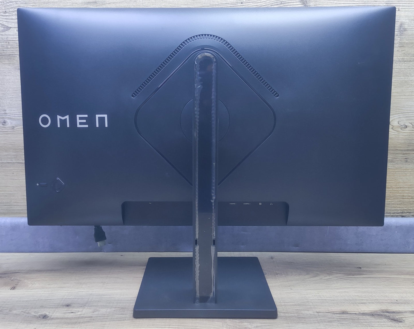 HP Omen 27q Gaming Monitor 27" WQHD 2560x1440 HDMI DP HDR AMD FreeSync 165Hz 1ms