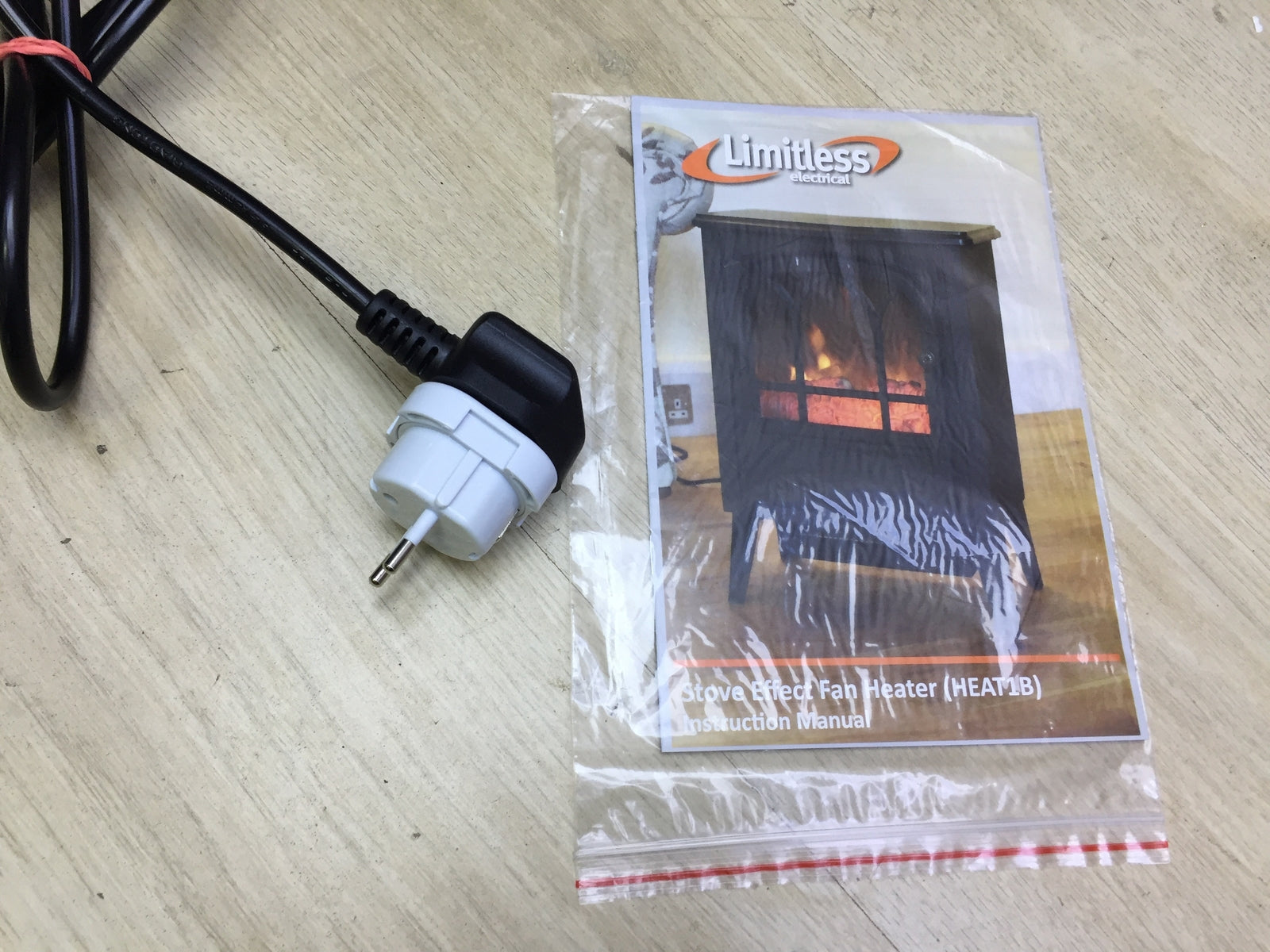 Kingfisher HEAT1B 2000W elektrischer Holzverbrennung Heizung, I28295