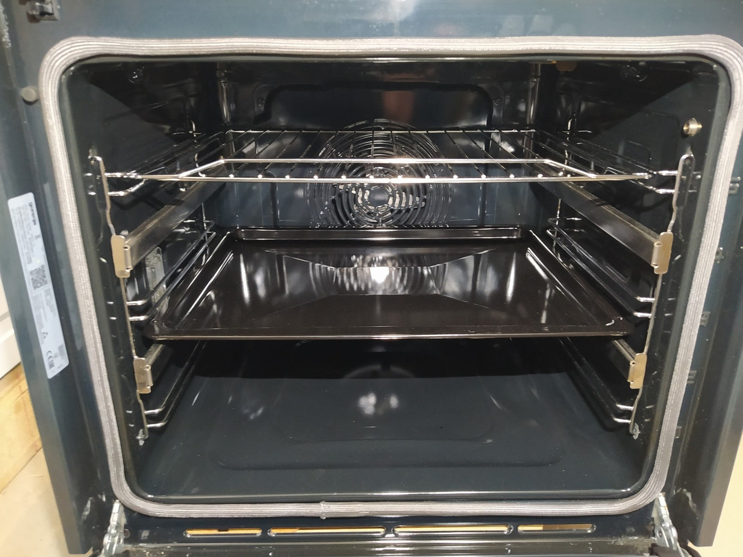 Gorenje BPSA6747A08BG Backofen mit Dampfunterstützung 77 L I34788
