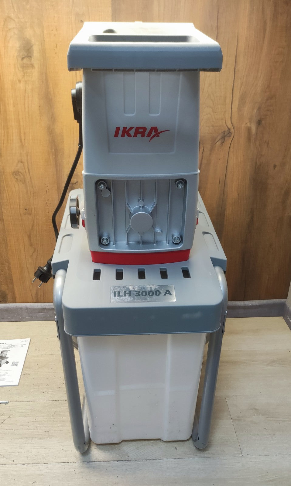 IKRA Elektro-Gartenhäcksler ILH 3000 A, 3.000 Watt, Aststärke bis 44mm, I38244
