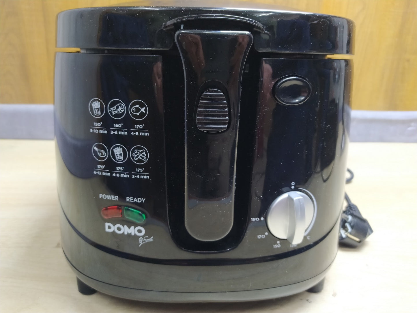 DOMO DO461FR Fritteuse 2,5 L, mit Sichtfenster, 1800 W, I35616