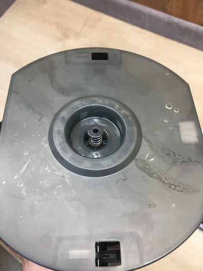 iRobot Braava Jet M6 Wischroboter mit Präzisions-Sprühstrahl RMA-Y1, I39133