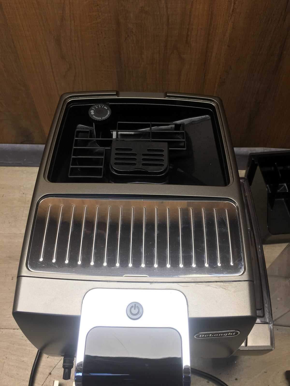 DeLonghi Dinamica Plus Kaffeevollautomat ECAM370.95.T, I38999