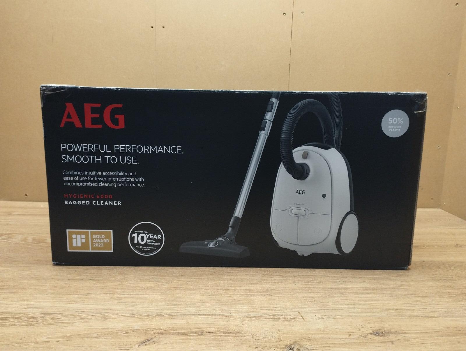 AEG AB61H6SW Staubsauger mit Beutel, 750W, I39970