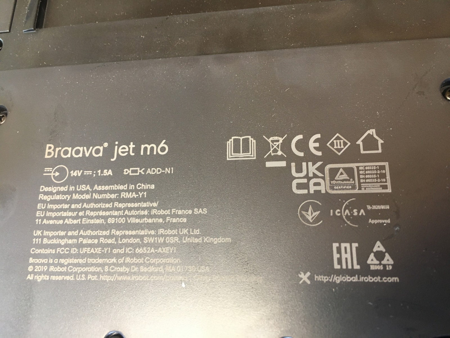 iRobot Braava Jet M6 Wischroboter mit Präzisions-Sprühstrahl RMA-Y1, I39133