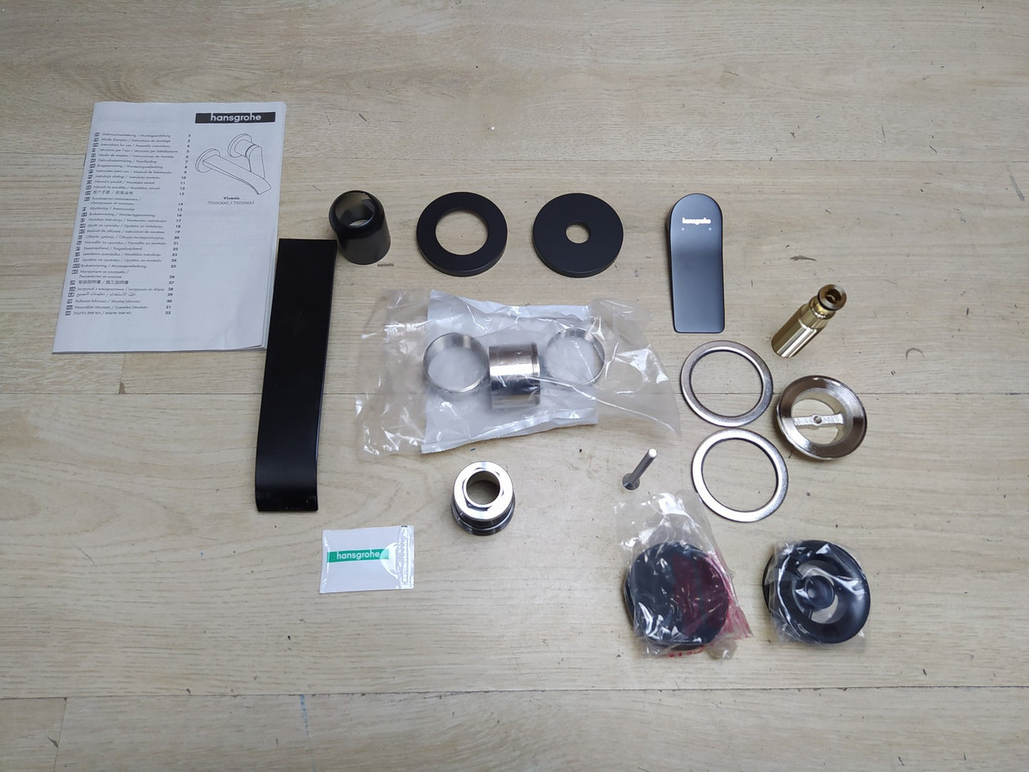 Hansgrohe 75050670 Waschtischarmatur Vivenis, Unterputz für Wandmontage, I35497