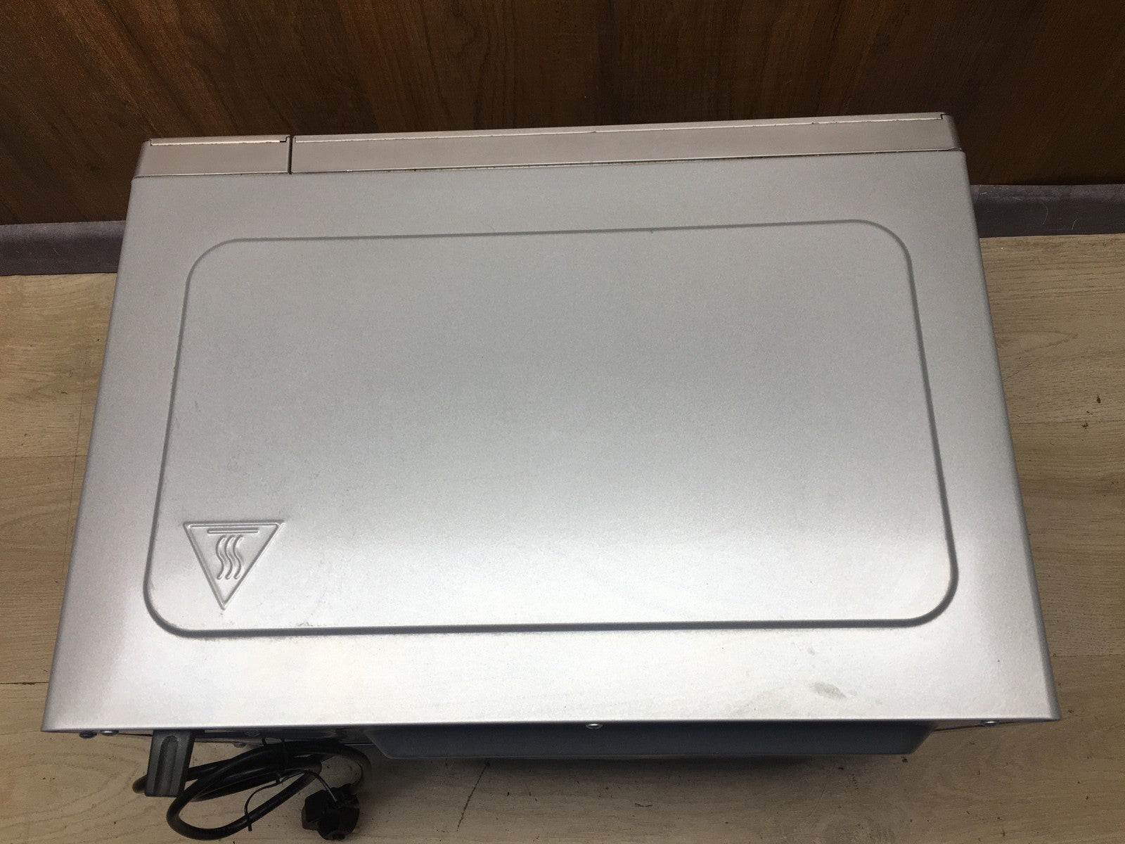 Brandt SE25000X Mikrowelle, 25L, 900W, I39979