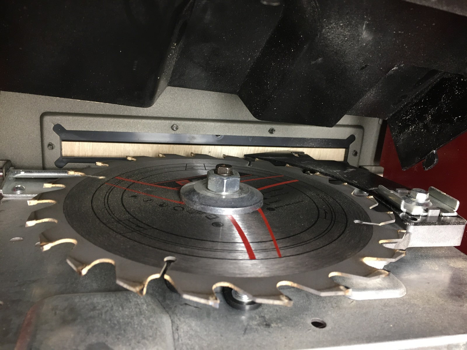 Einhell Tischkreissäge TC-TS 8 (4340426), 1200 Watt, 45 mm Schnitthöhe, I37181