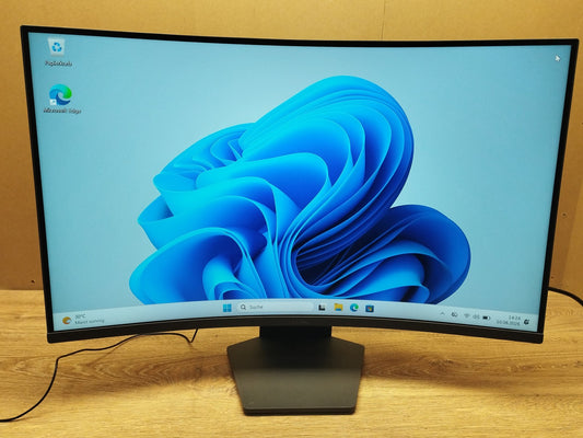 LG UltraGear GS6 32GS60QC-B Monitor 31.5" WQHD 2560x1440 AMD FreeSync 180Hz 1ms