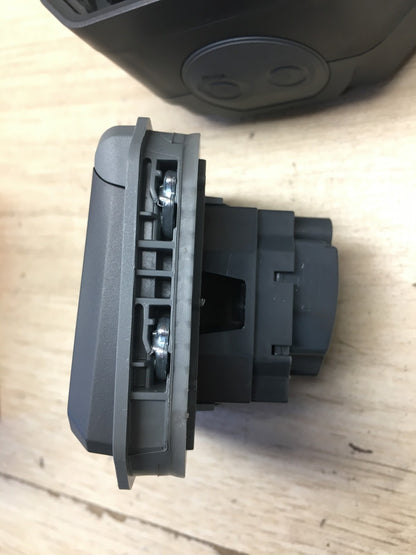 LEGRAND Plexo New Feuchtraum-AP-EV-Steckdose 069708L I39881