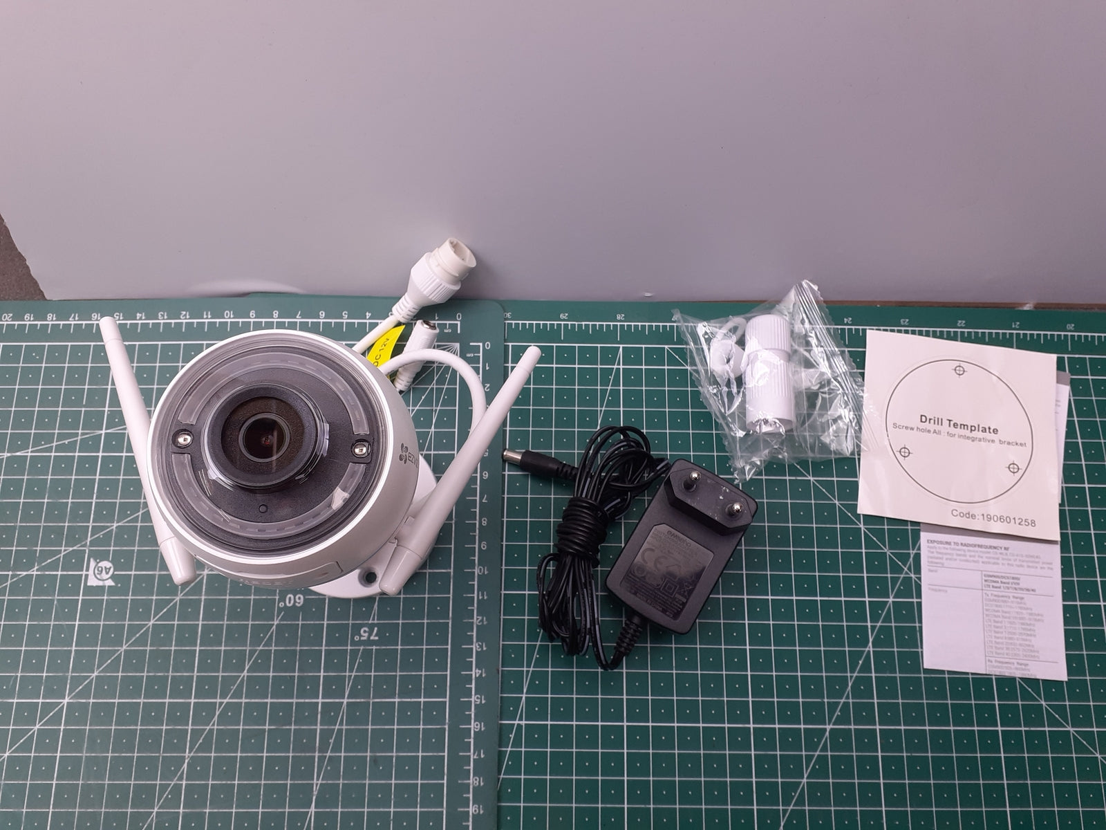 Ezviz ezTube 1080p Full-HD Kamera mit Nachtsicht WLAN CS-CV310, I15037