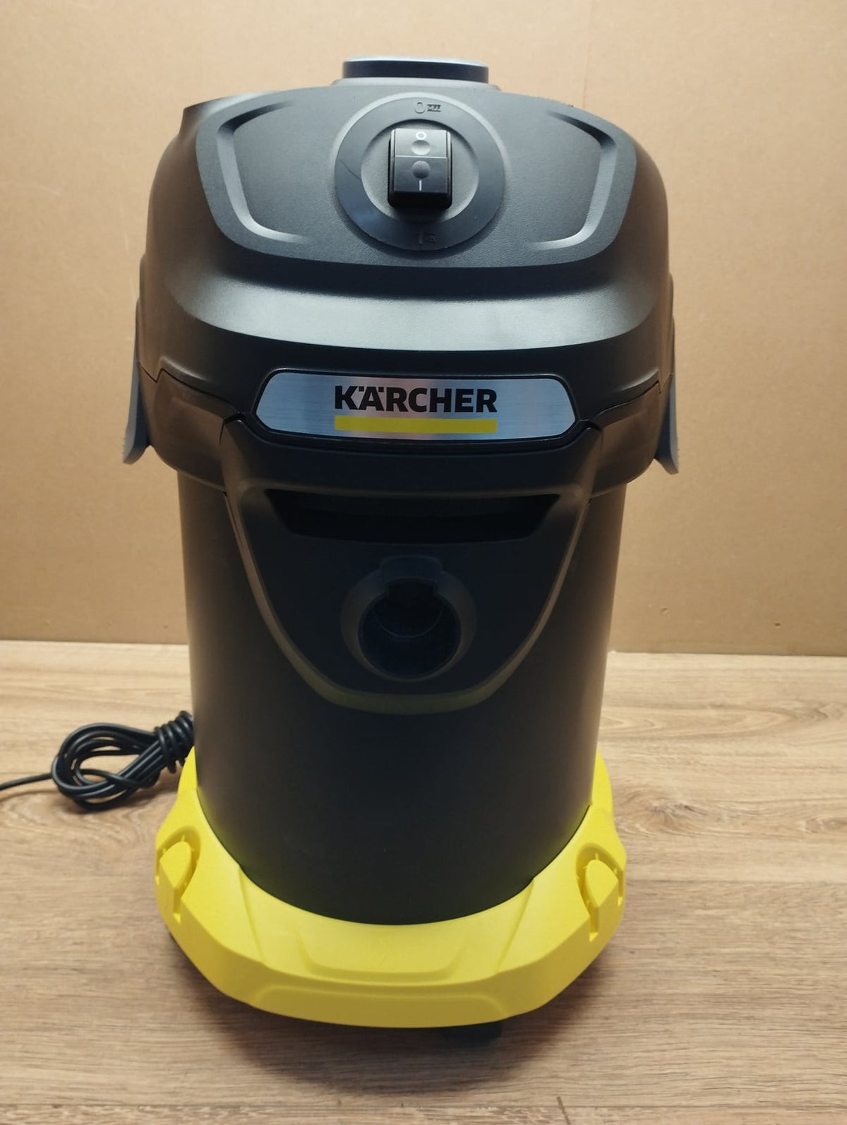 Kärcher AD 4 Premium Aschesauger und Trockensauger 600 W 17 L 1.629-731.0