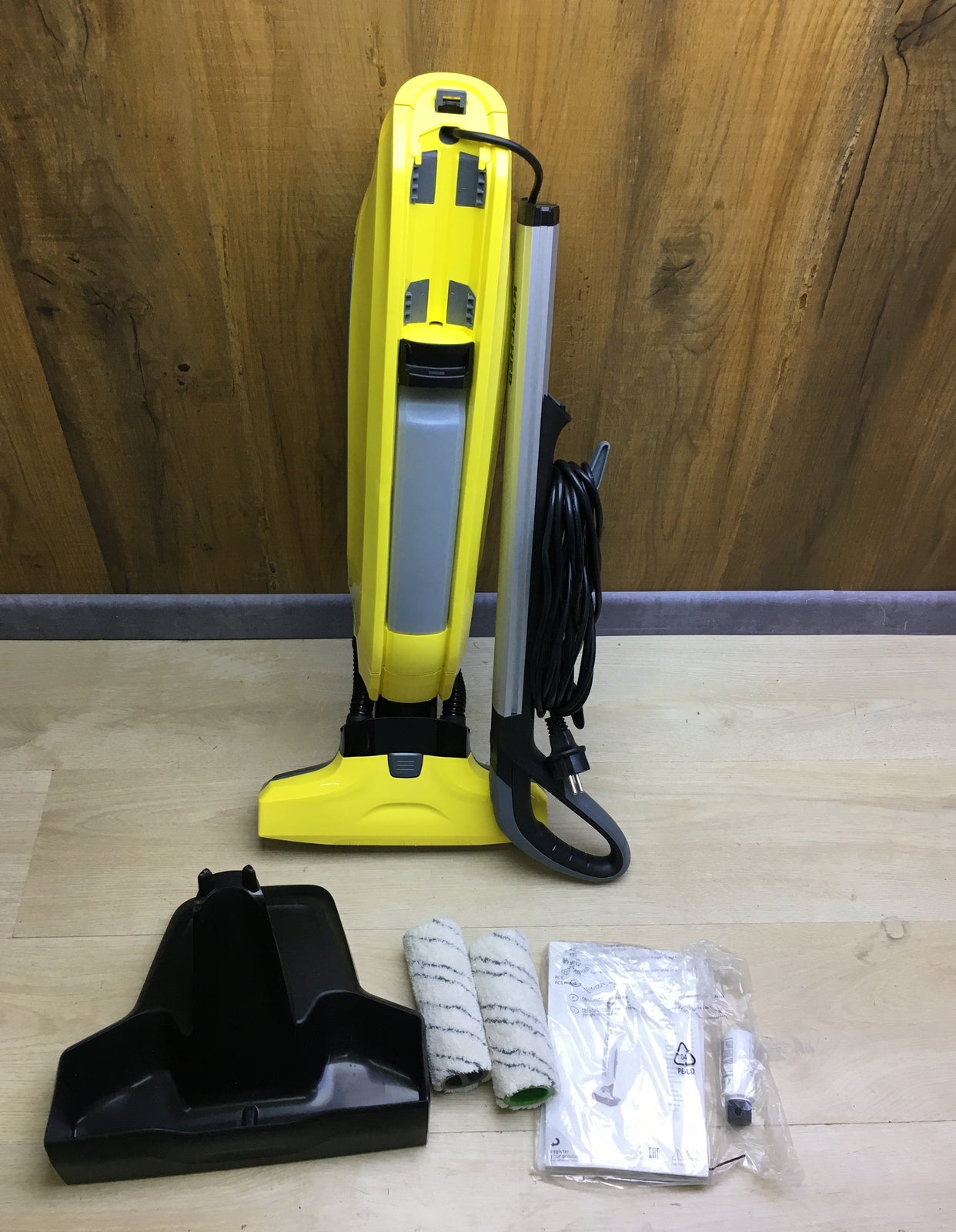 Kärcher 1.055-500.0 Hartbodenreiniger FC 5 2-in-1-Funktion, I30088