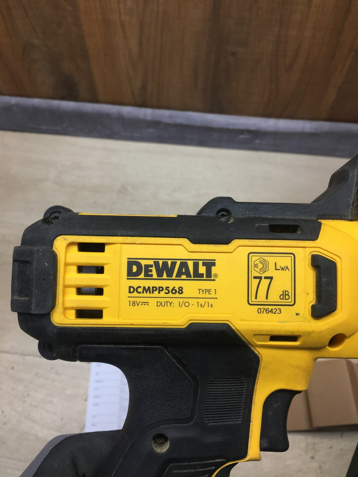 DEWALT Akku-Astschere DCMPP568 Solo (18V, 38 mm Schnittkapazität), I41025