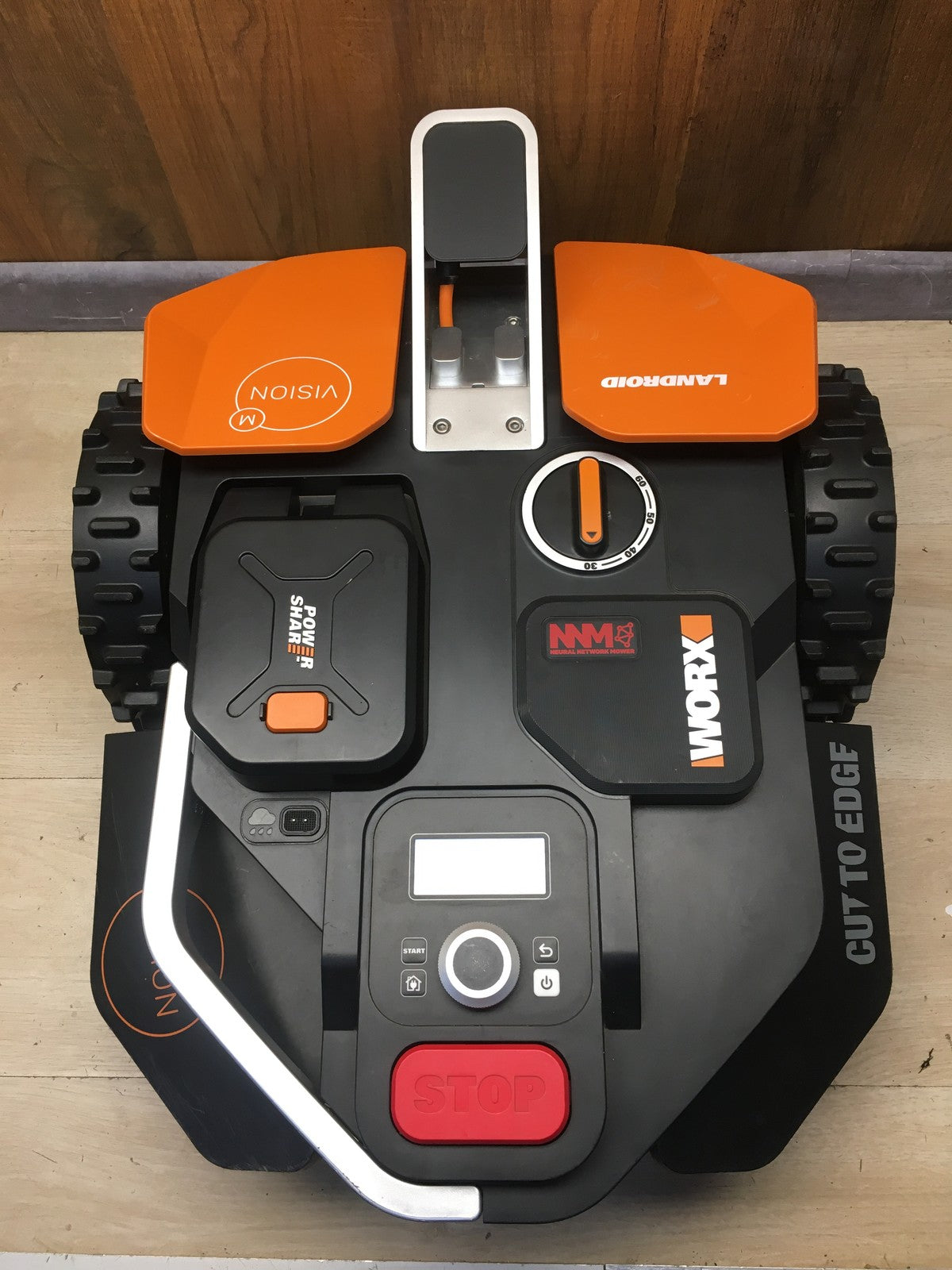 WORX Landroid Vision M600 Mähroboter ohne Begrenzungskabel WR206E, I38404