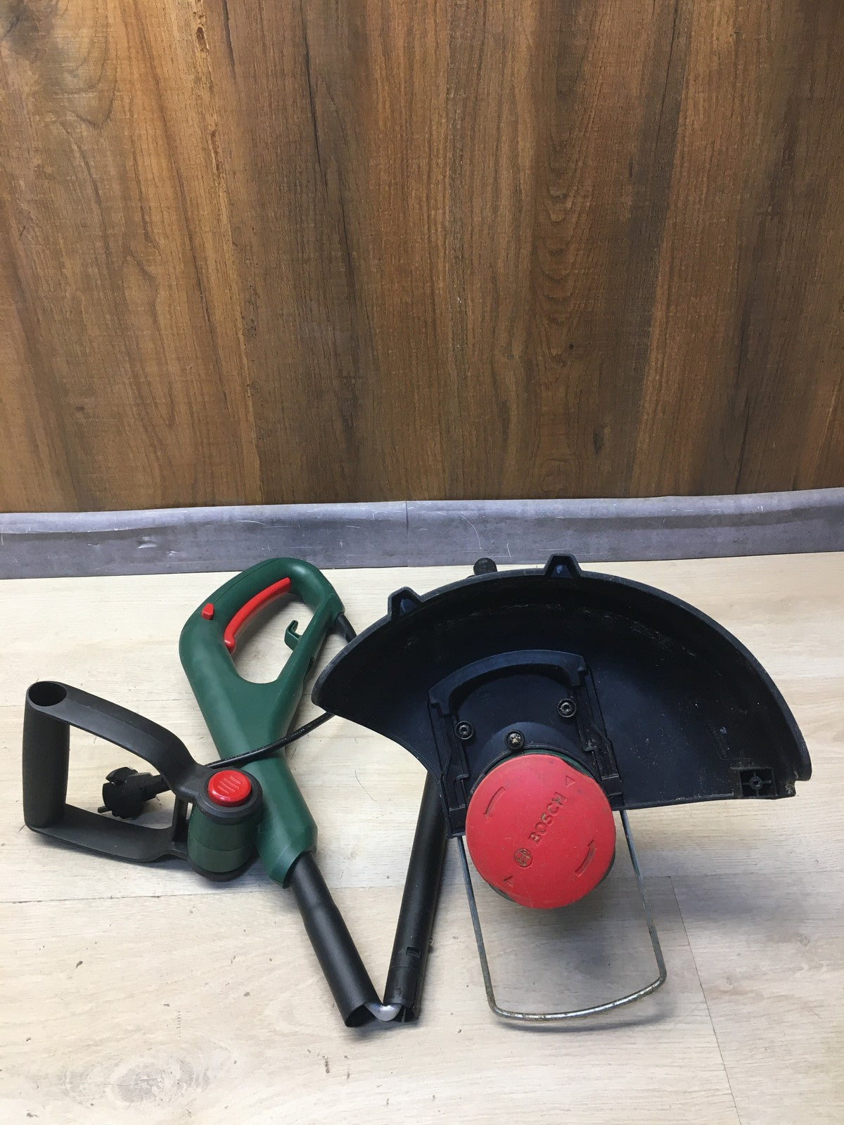 Bosch EasyGrassCut 26 elektrischer Trimmer 280W, I37657
