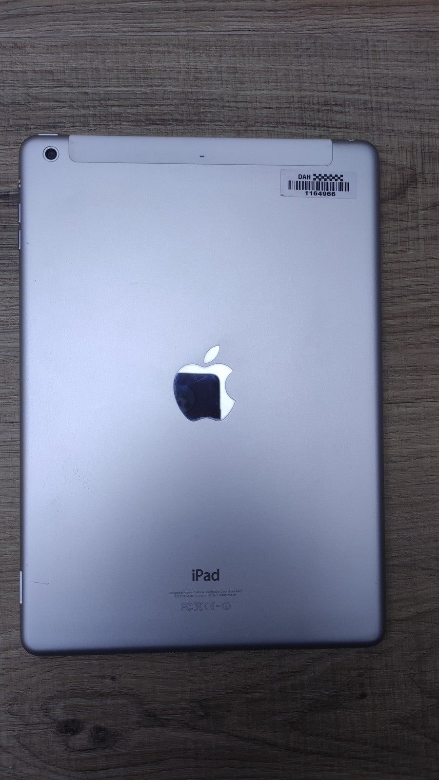 Apple iPad Air Tablet 9.7" 64GB LTE + WiFi Silver A1475 (MD796FD/A)
