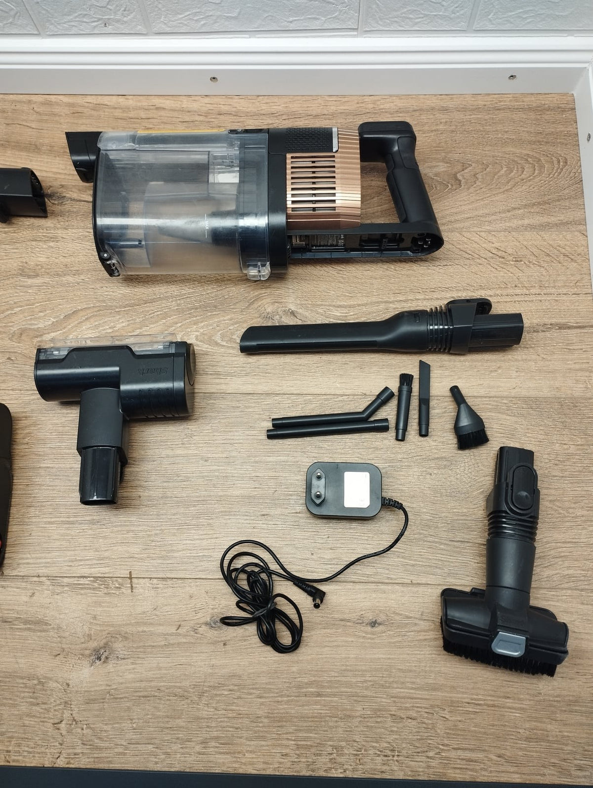 Shark Stratos IZ400EUTBK Akku-Staubsauger Handstaubsauger DuoClean beutellos