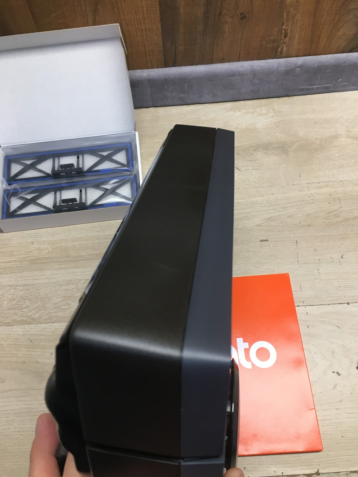 Neato Robotics D8 Intelligenter Staubsaugerroboter, I39442