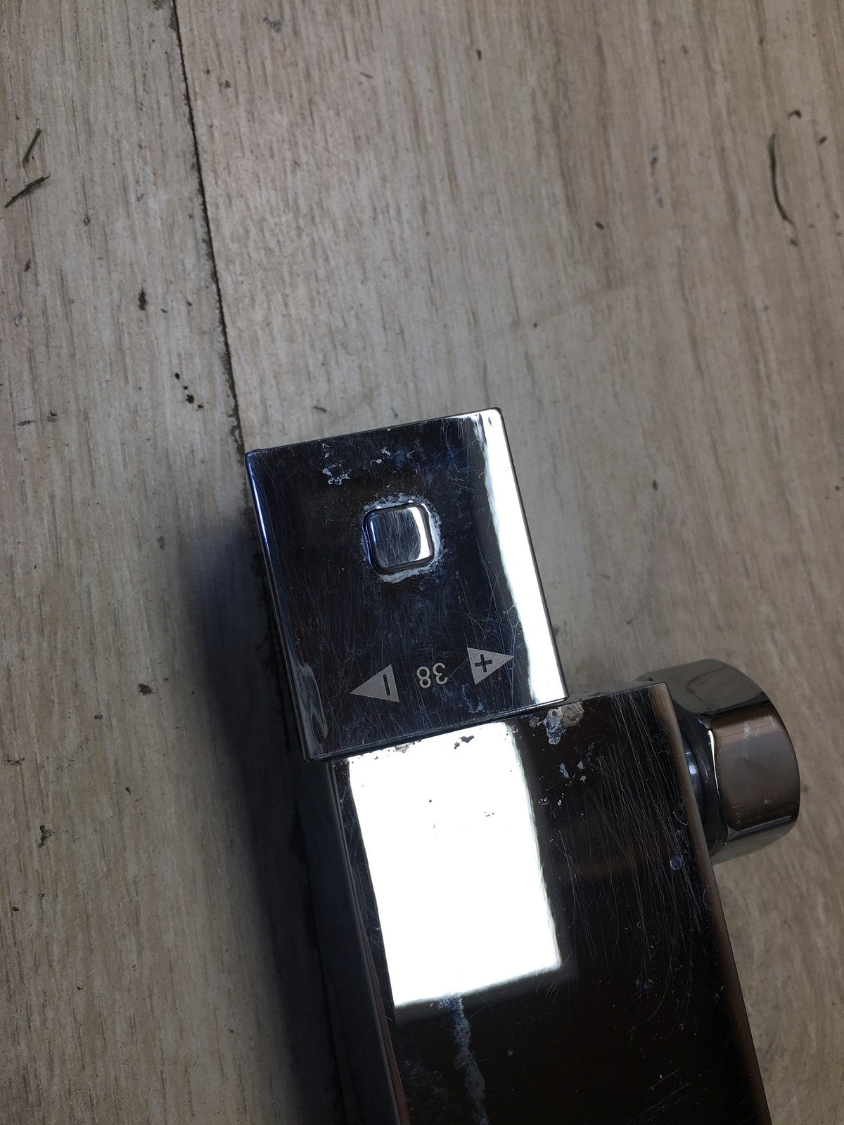 SCHÜTTE 60049 SUMBA Duschsystem mit Thermostat, I36556