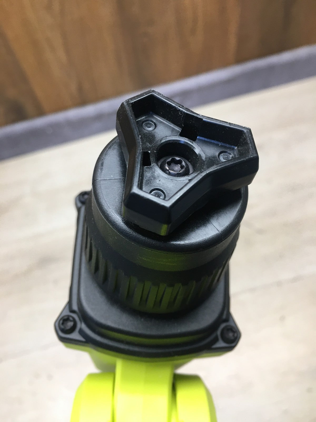 RYOBI 18 V ONE+ Akku-Reinigungsbürste R18TPS SOLO, EL58812