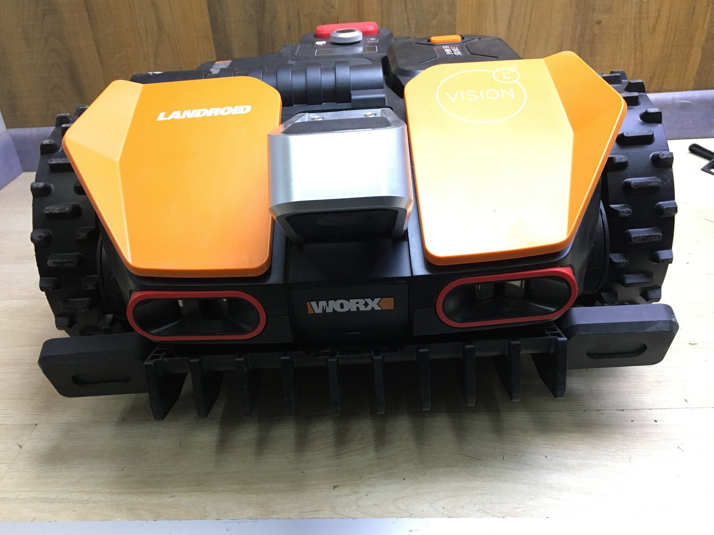 WORX Landroid Vision L1600 Mähroboter WR216E.1, für Gärten bis 1600m², I34754