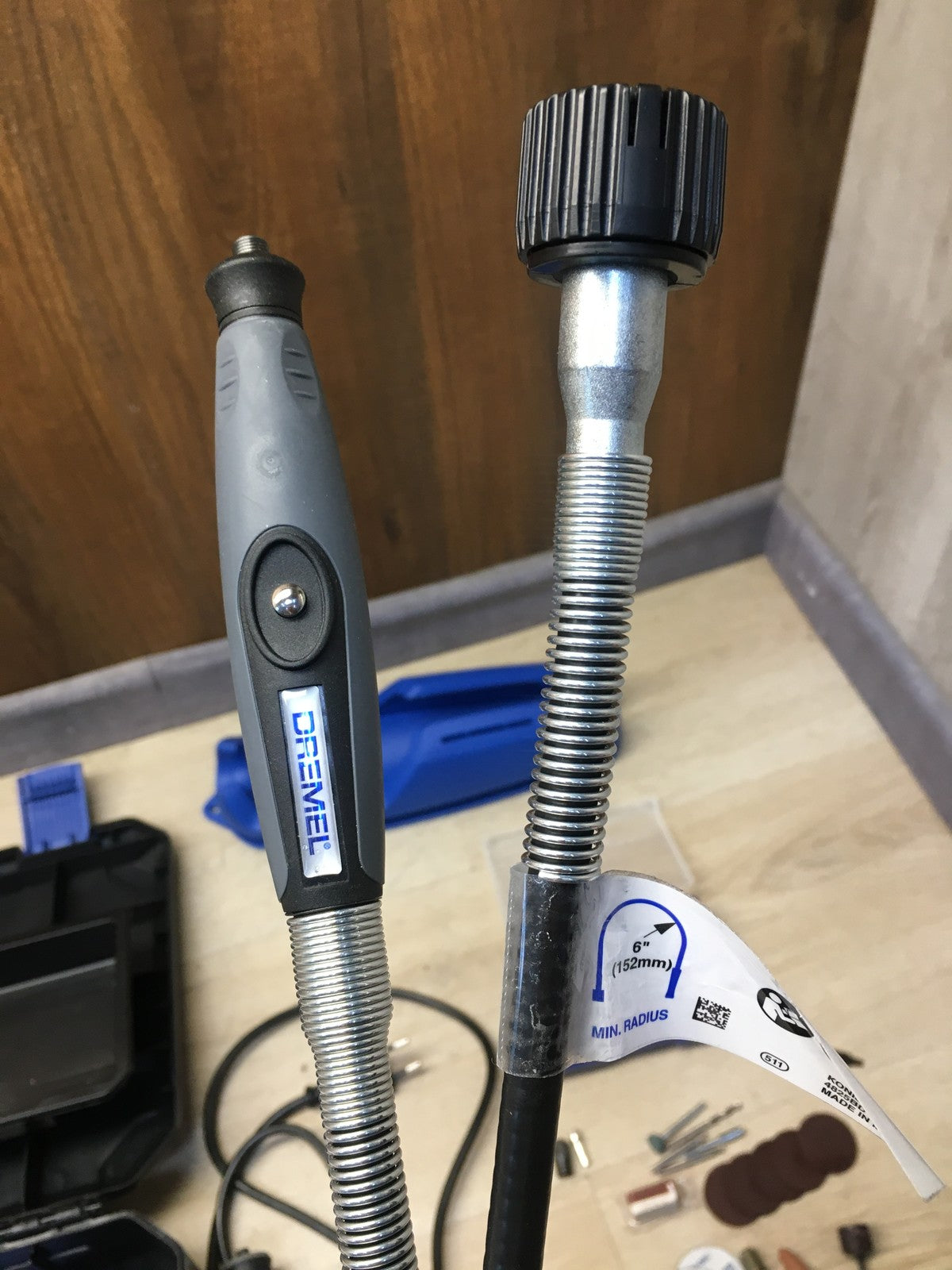DREMEL 3000-1/25 EZ Multifunktionswerkzeug 130W, I38923