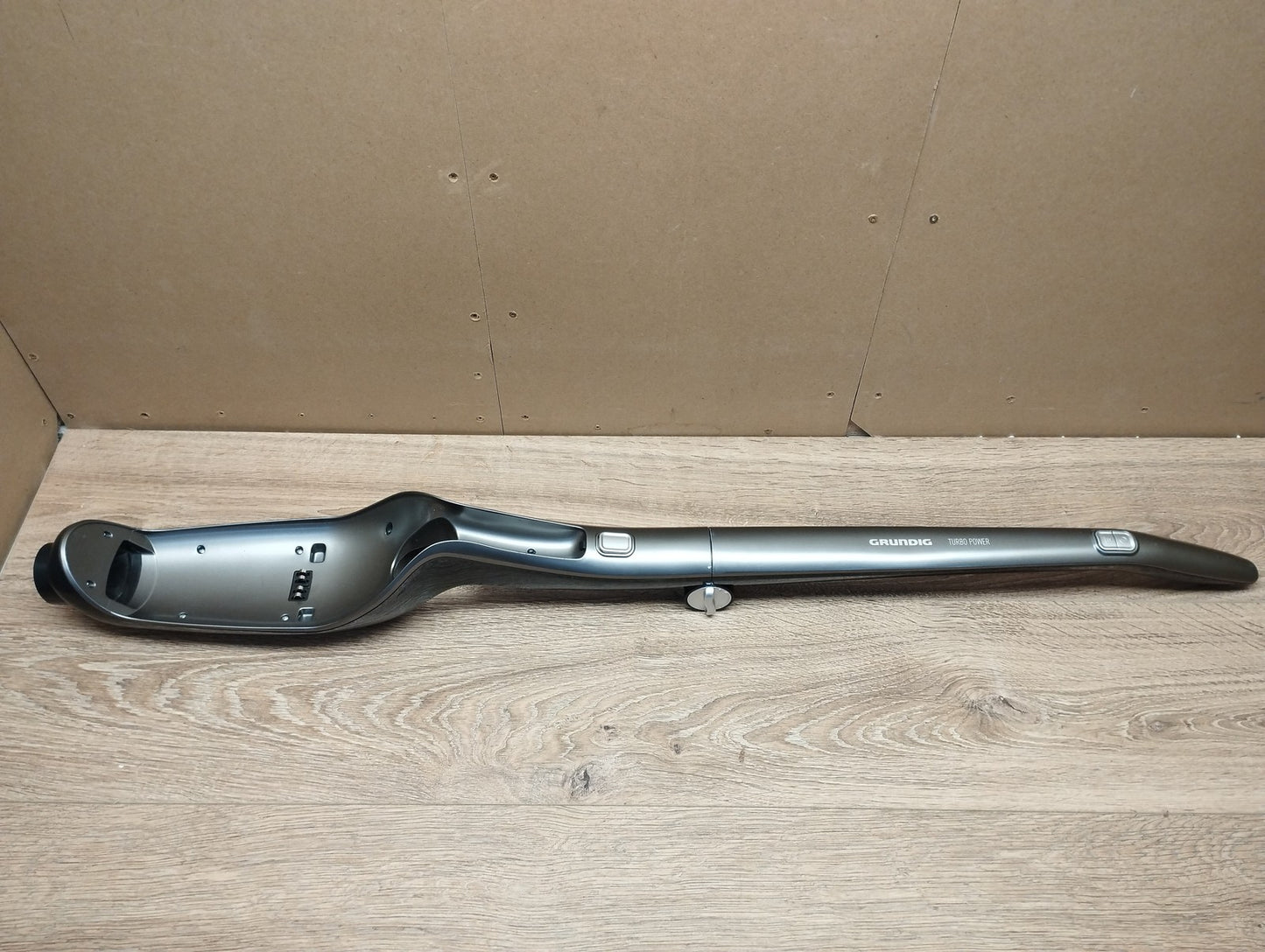 Grundig GMS2500 2 in 1 Akku-Stab-/Handstaubsauger VCH 9832, I39628