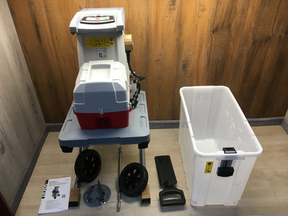 IKRA Elektro-Gartenhäcksler ILH 3000 A, 3.000 Watt, Aststärke bis 44mm, I38325