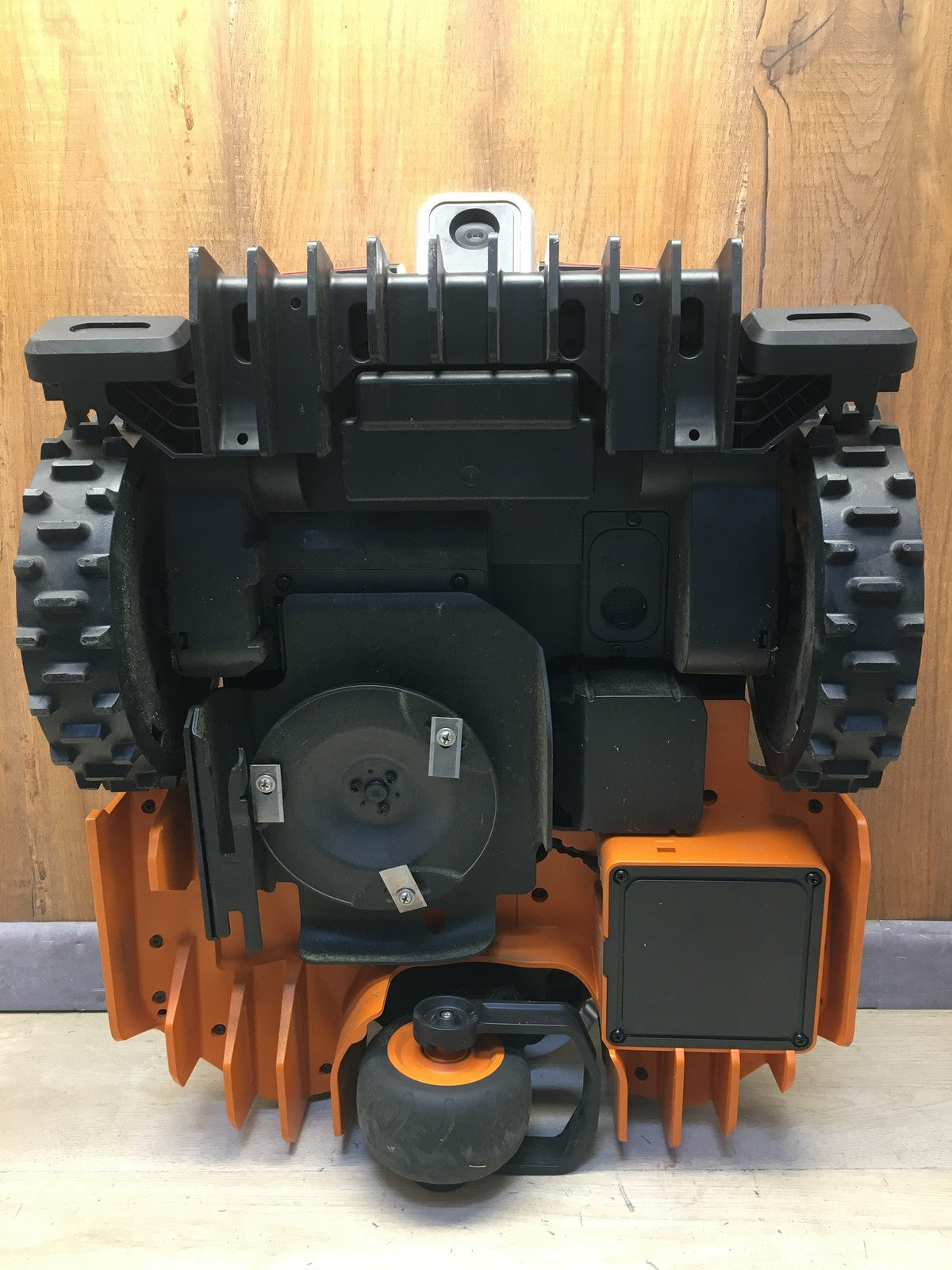 WORX Landroid Vision M600 Mähroboter ohne Begrenzungskabel WR206E.1 I38304