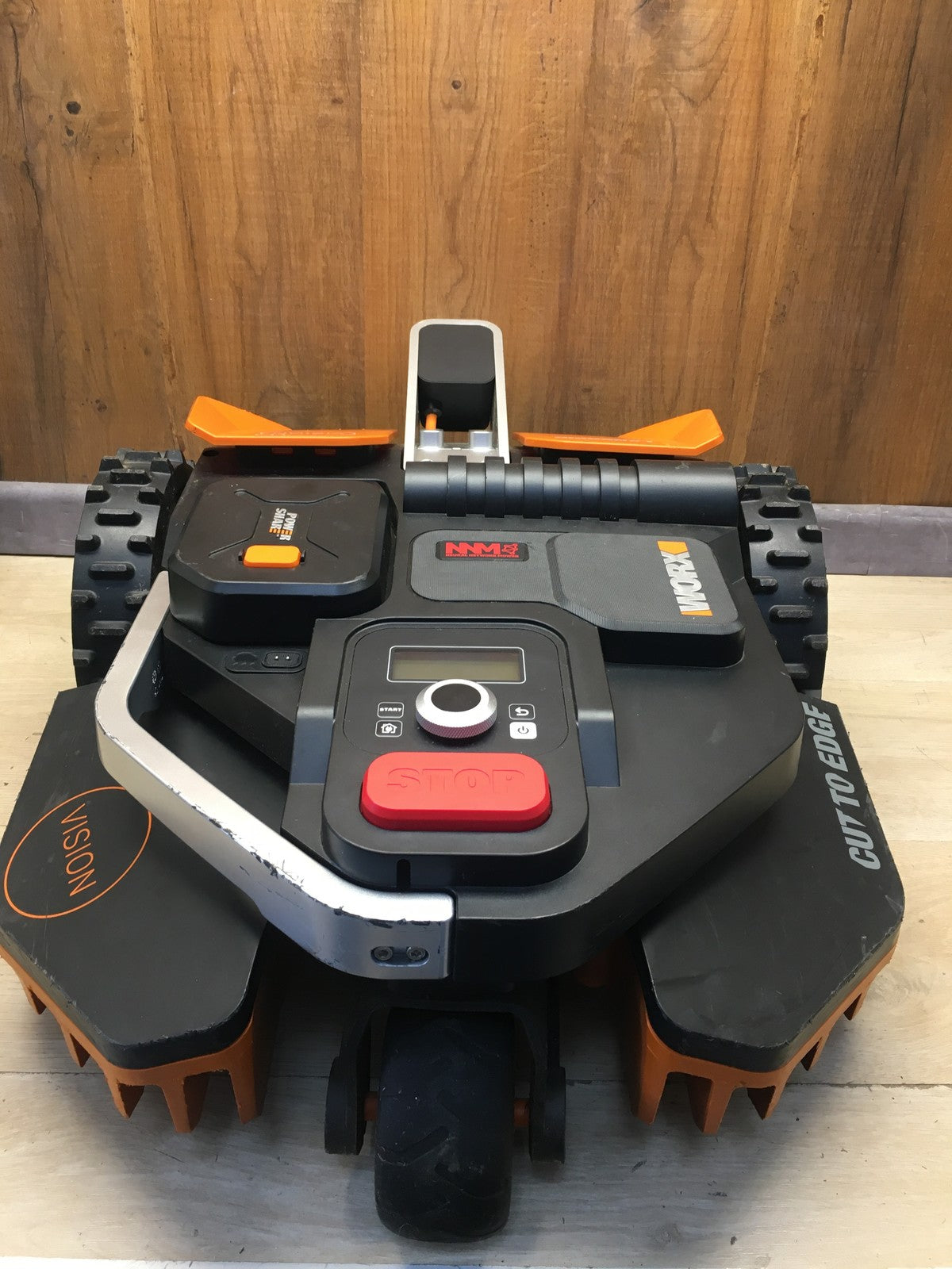 WORX Landroid Vision L1600 Mähroboter WR216E.1, für Gärten bis 1600m², I40798