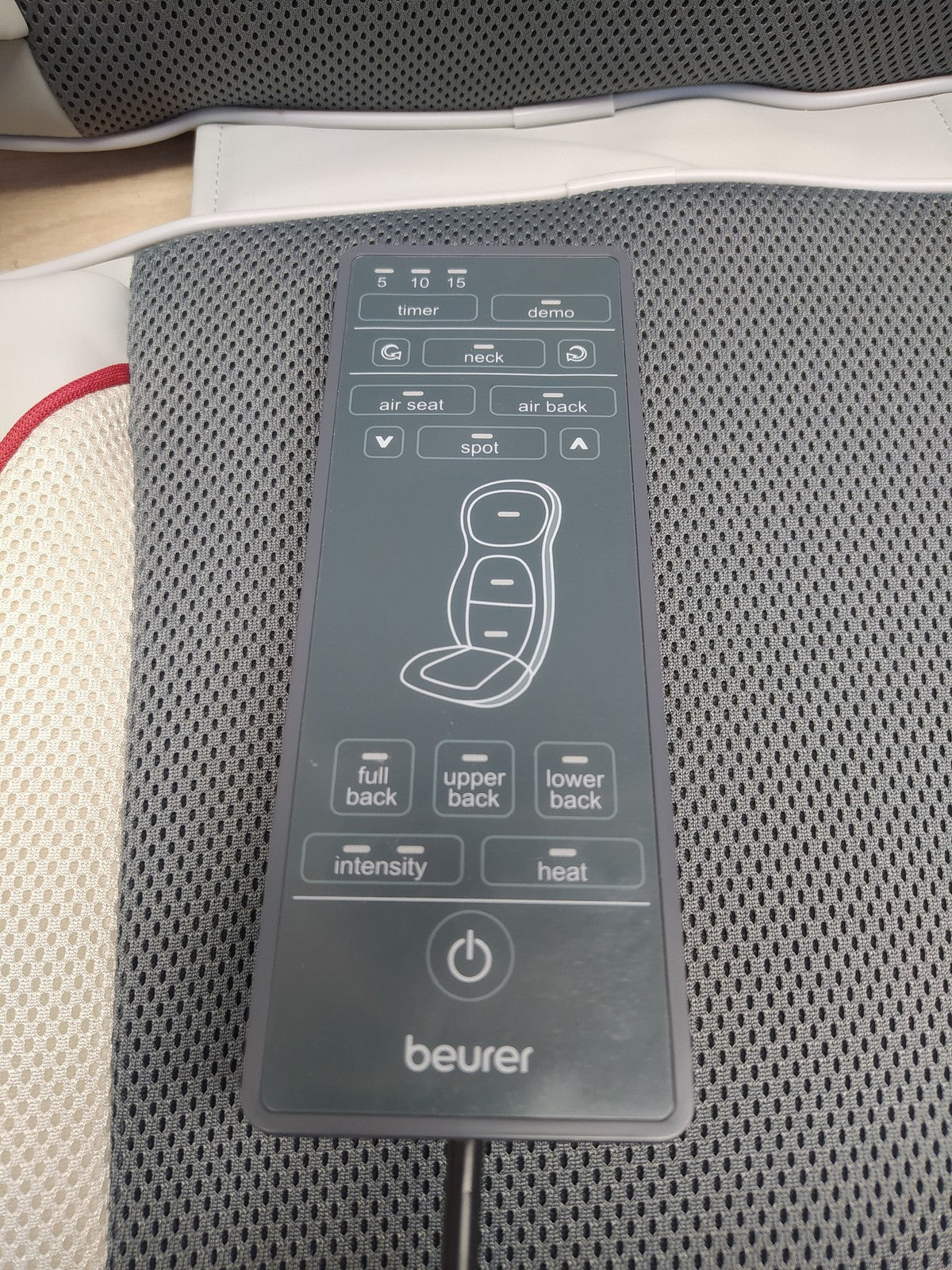 Beurer MG 320 Massagesitzauflage, für Rücken, Nacken, Oberschenkel, I37617
