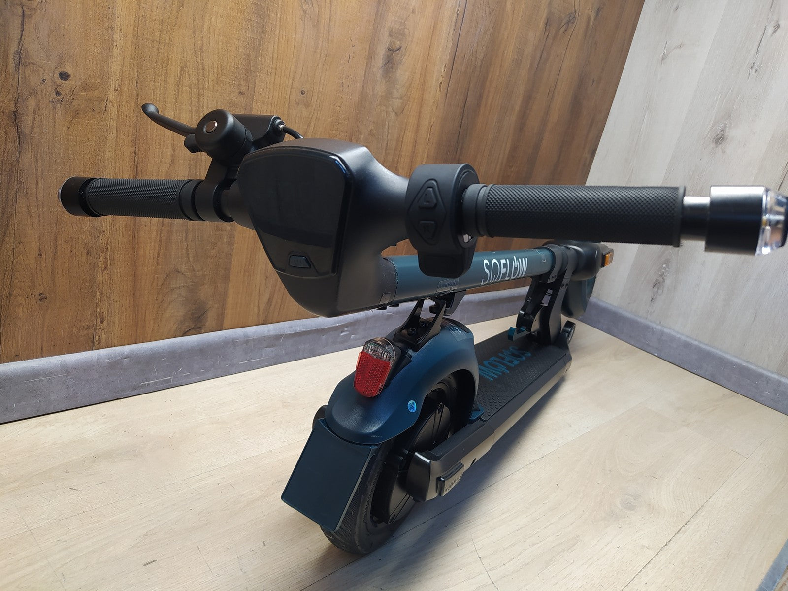 SOFLOW SO3 Pro E-Scooter, I37703