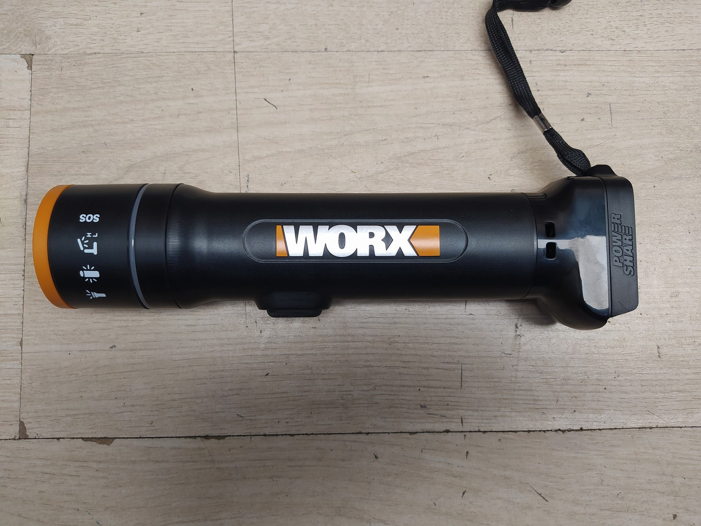 WORX WX027.9 LED Lampe 4-in-1 Solo, 20V, I38532