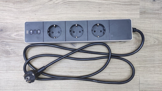 Eve Energy Strip Smarte Dreifach-Steckdosenleiste mit Verbrauchsmessung, I35463