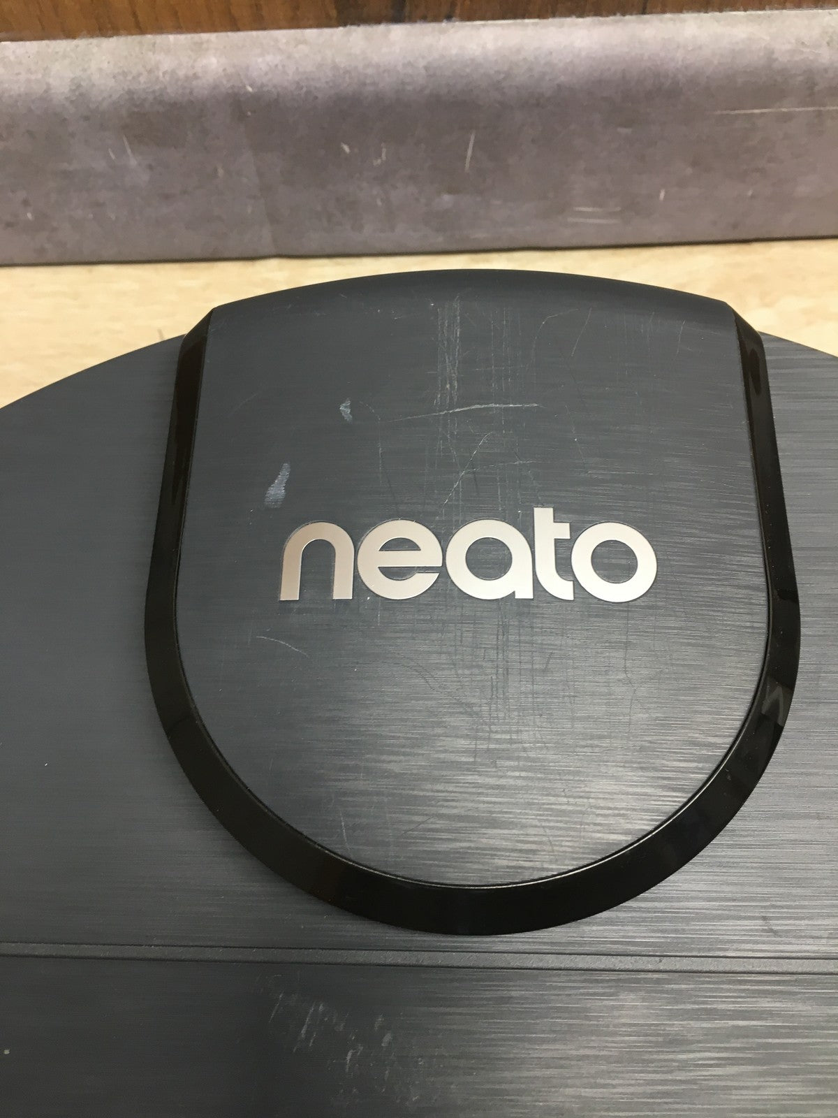 Neato Robotics D8 Intelligenter Staubsaugerroboter, I39413