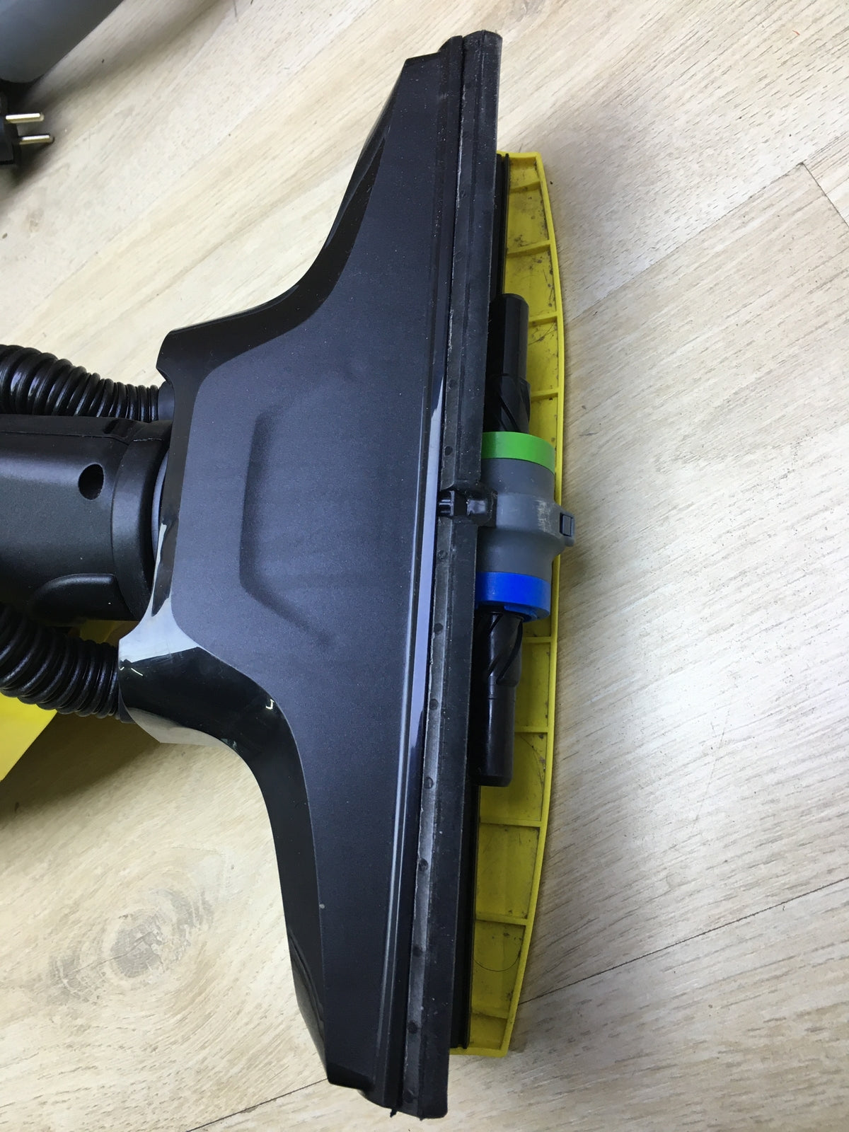 Kärcher 1.055-500.0 Hartbodenreiniger FC 5 2-in-1-Funktion, I30088