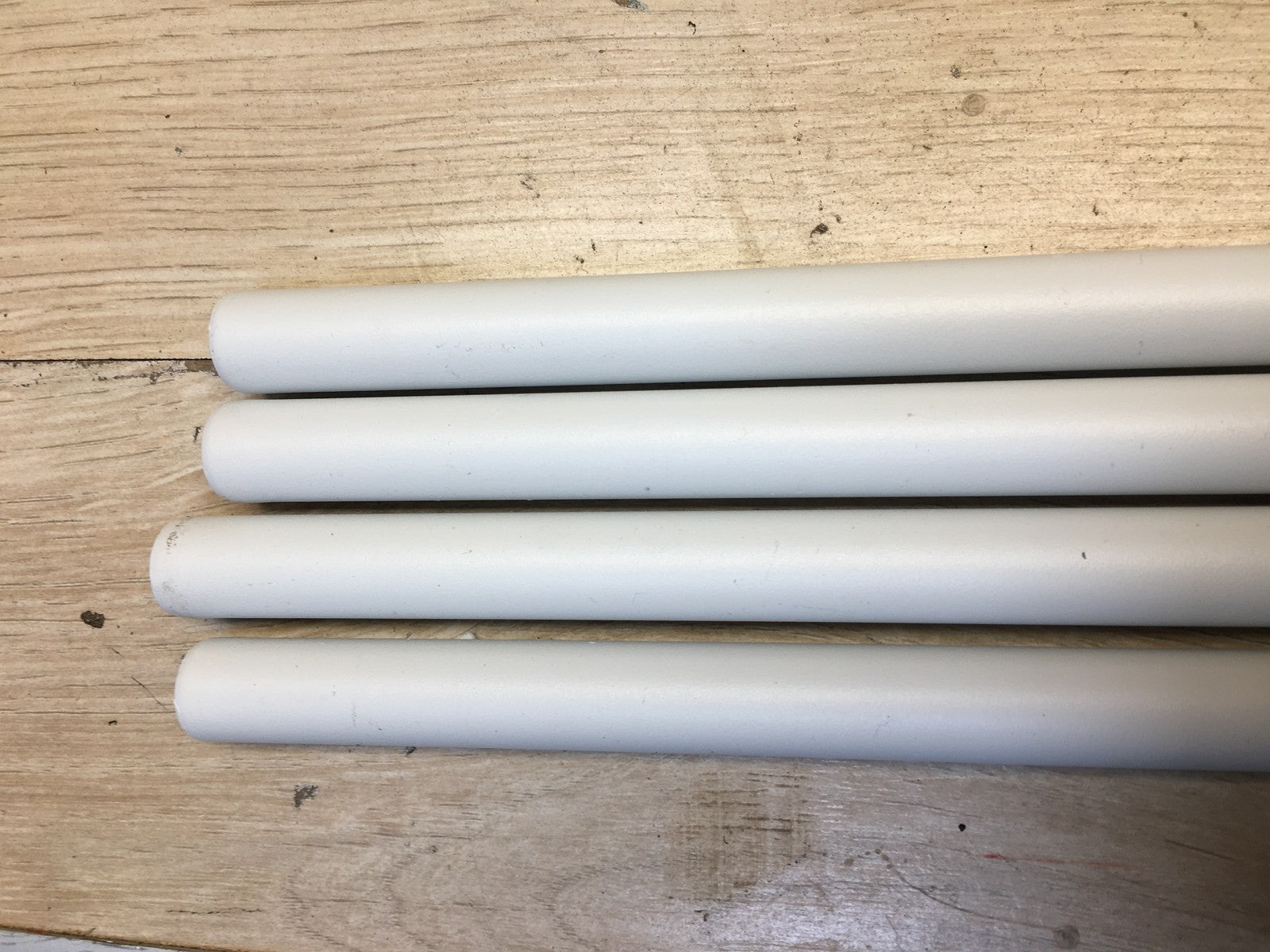 SONGMICS HSR060W01 Kleiderständer, mit 2 Kleiderstangen, Rollen, I36975