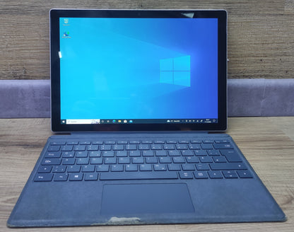 Microsoft Surface Pro 5 Windows Tablet 2736x1824 i5-7300U 4GB 128GB LTE M1807