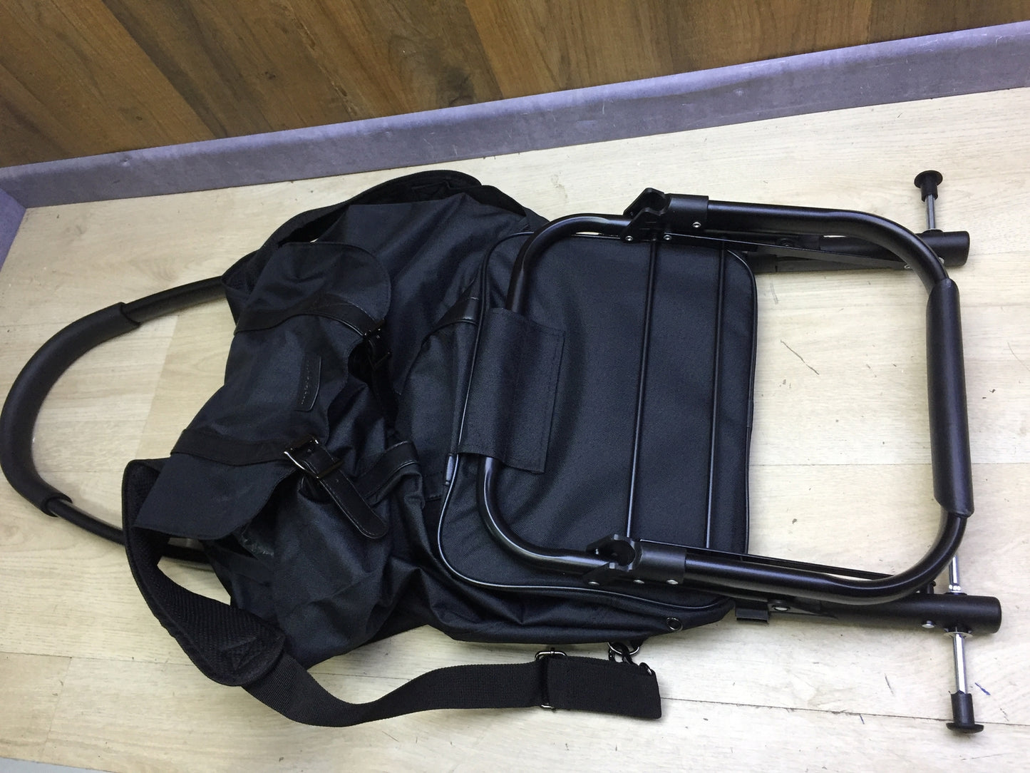 Meister Einkaufstrolley & -rucksack 45 L (6816850), Black Edition, I32380