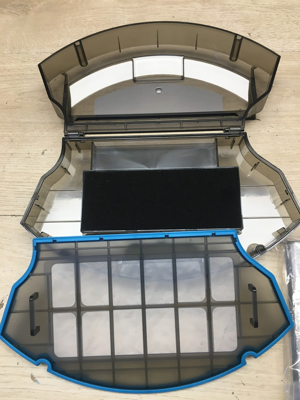 Bissell EV675 Staubsauger-Roboter 2601N, für Hartböden und Teppiche, I36660