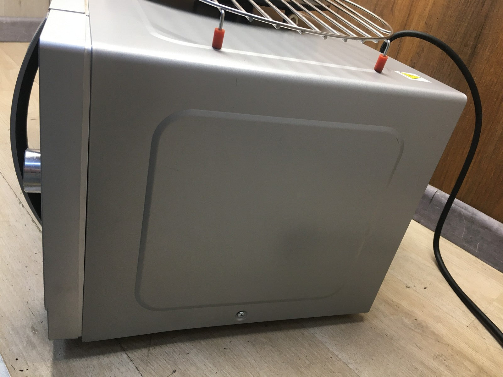 SHARP R843INW Mikrowelle 25 L, 900 W, I38786